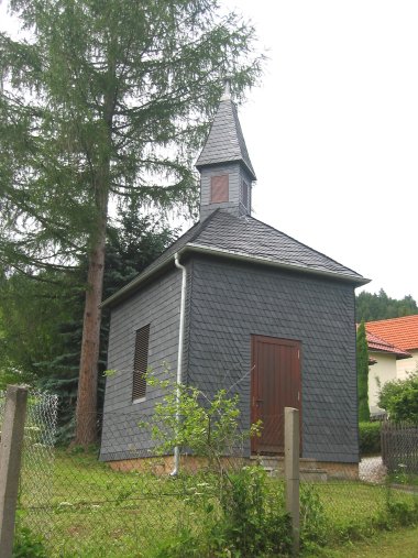 Glockenhaus der Kirche Garsitz