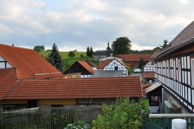 Blick zur Kirche